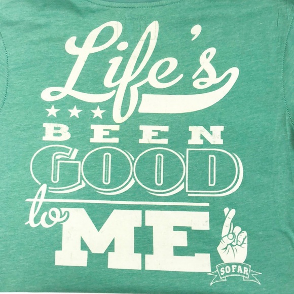 Born Lucky Graphics T-Shirt Green Tee, Size XL V-neck - Picture 8 of 8